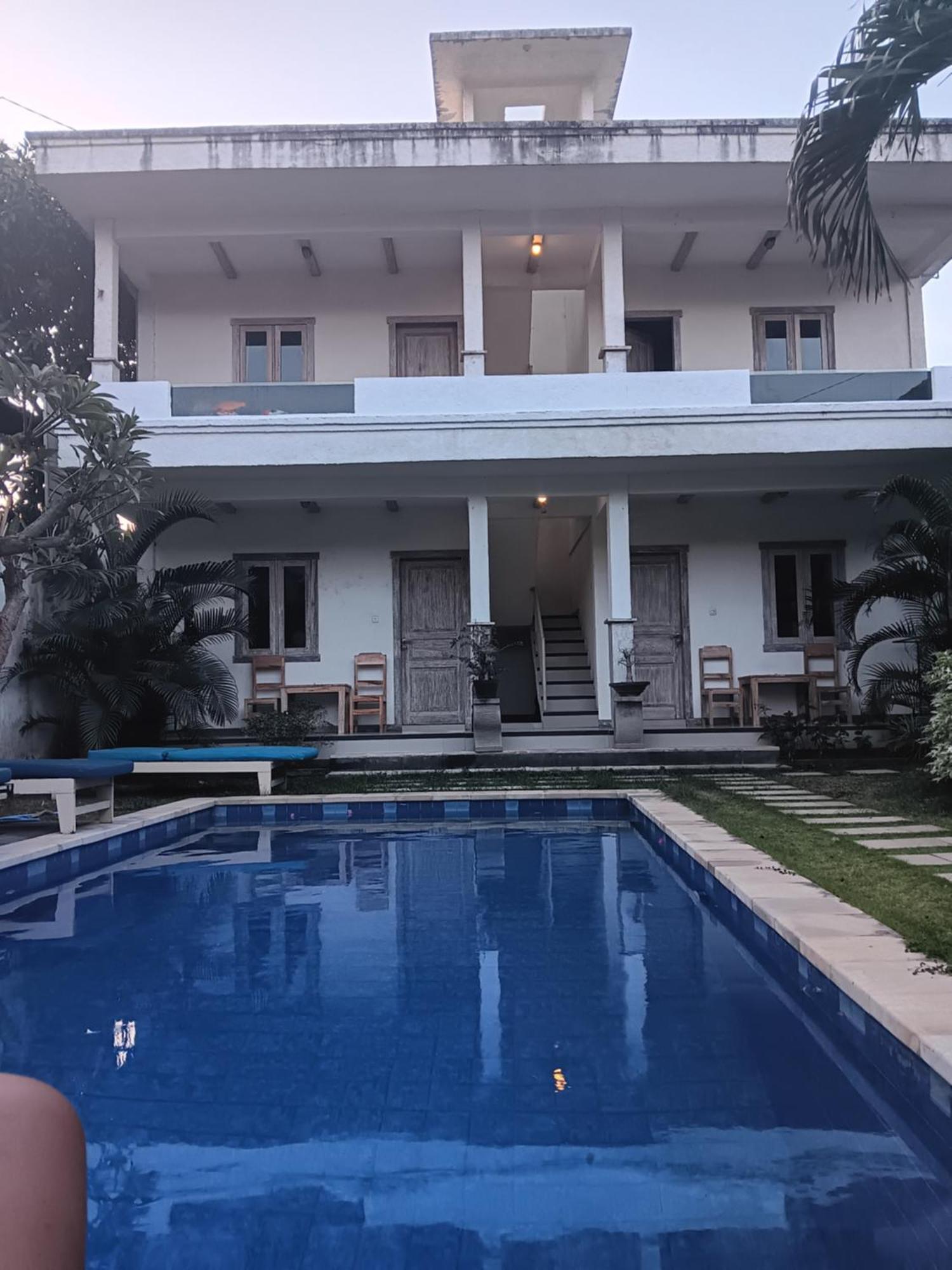 Adore Guesthouse Amed Екстериор снимка