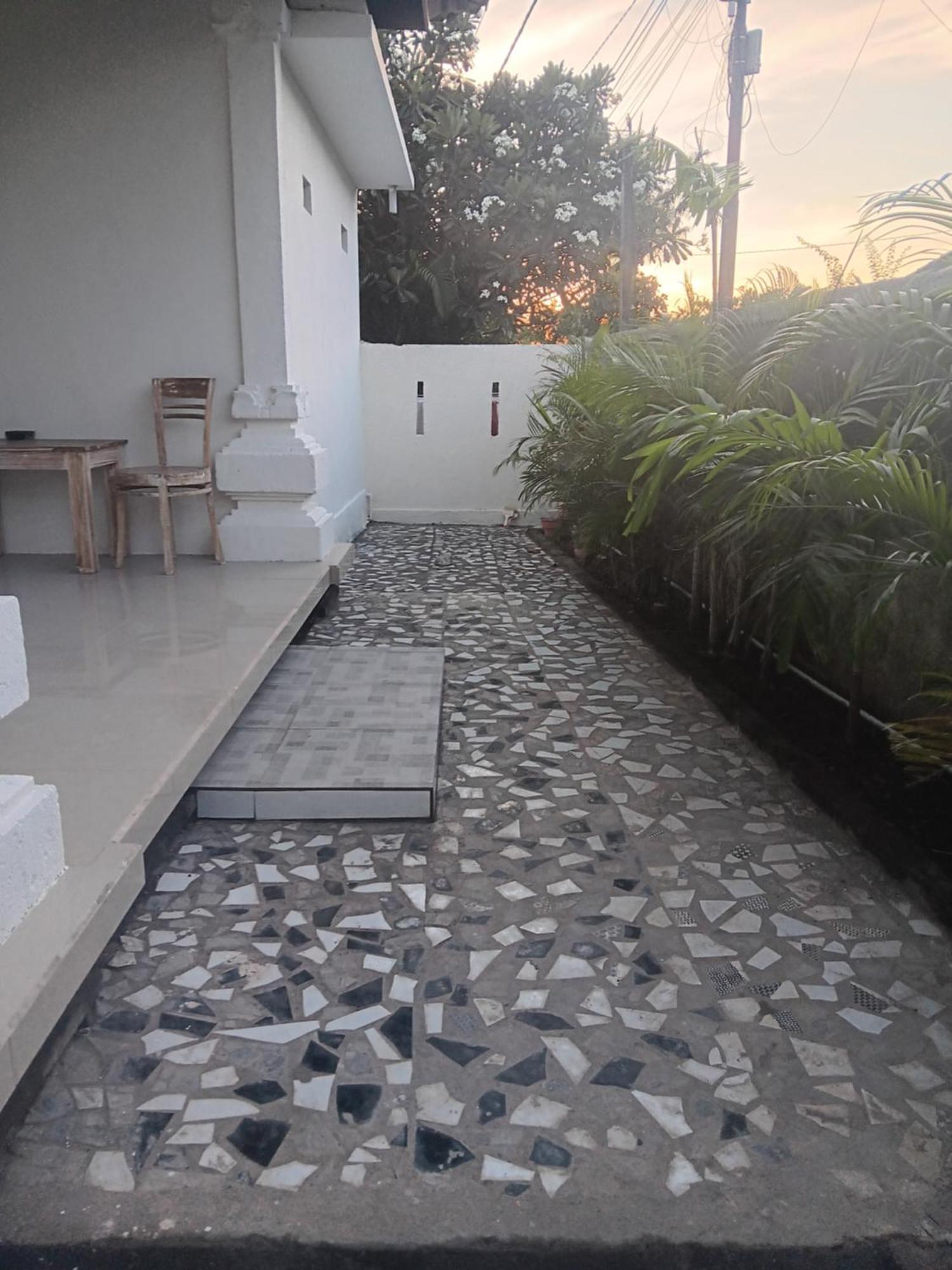Adore Guesthouse Amed Стая снимка